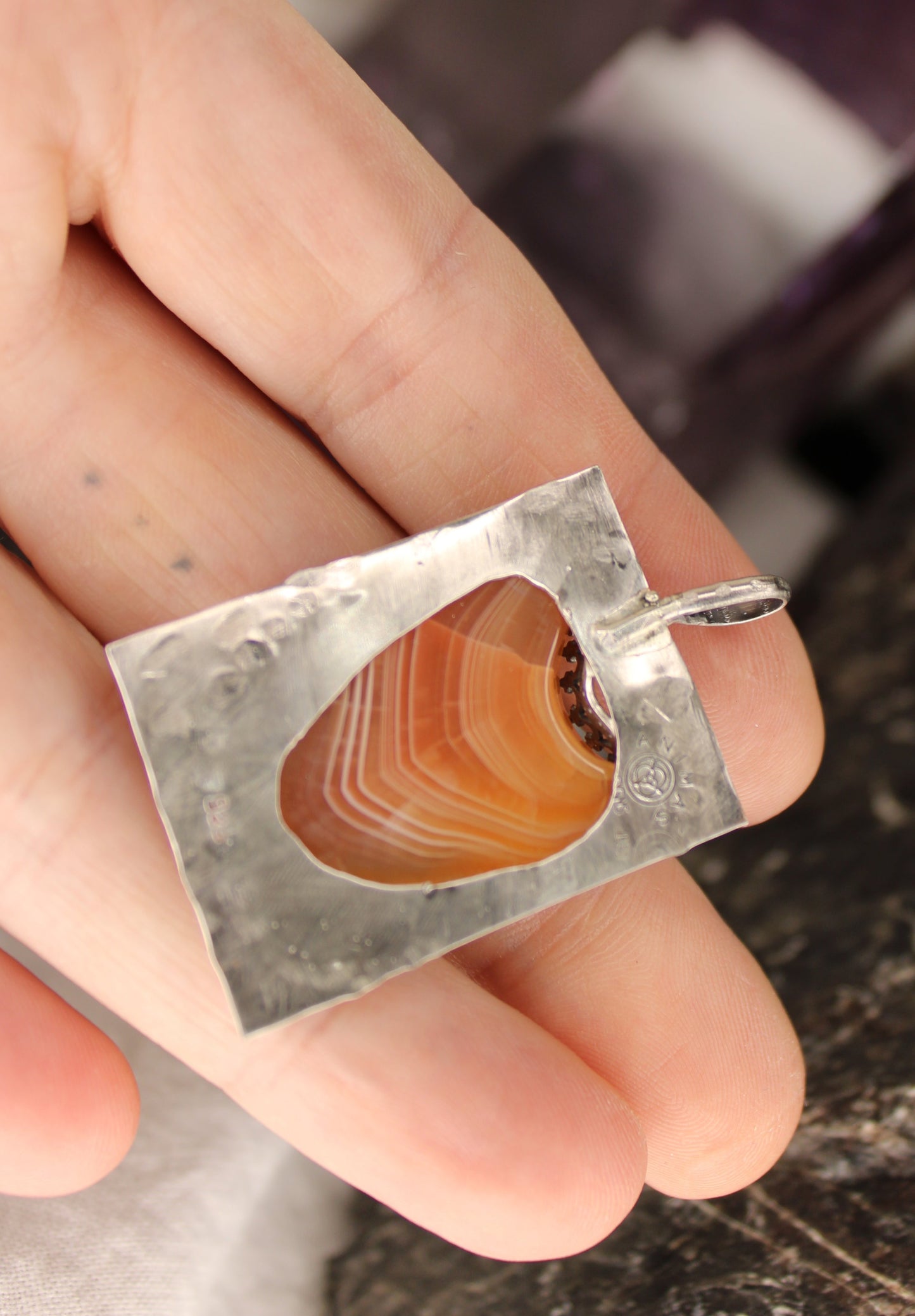 Unusual Distinct Sterling Silver Pendant Jewelry with Orange Lace Agate Stone